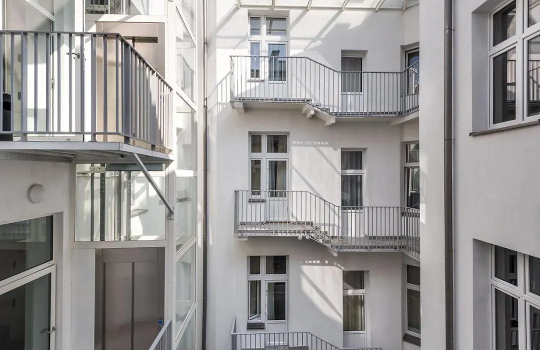 Old Town Apartments - B34-1